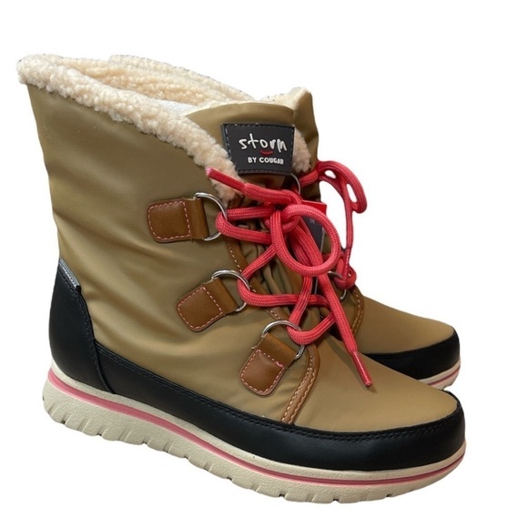 Cougar Storm Tan and Black Boots - Picture 2 of 10